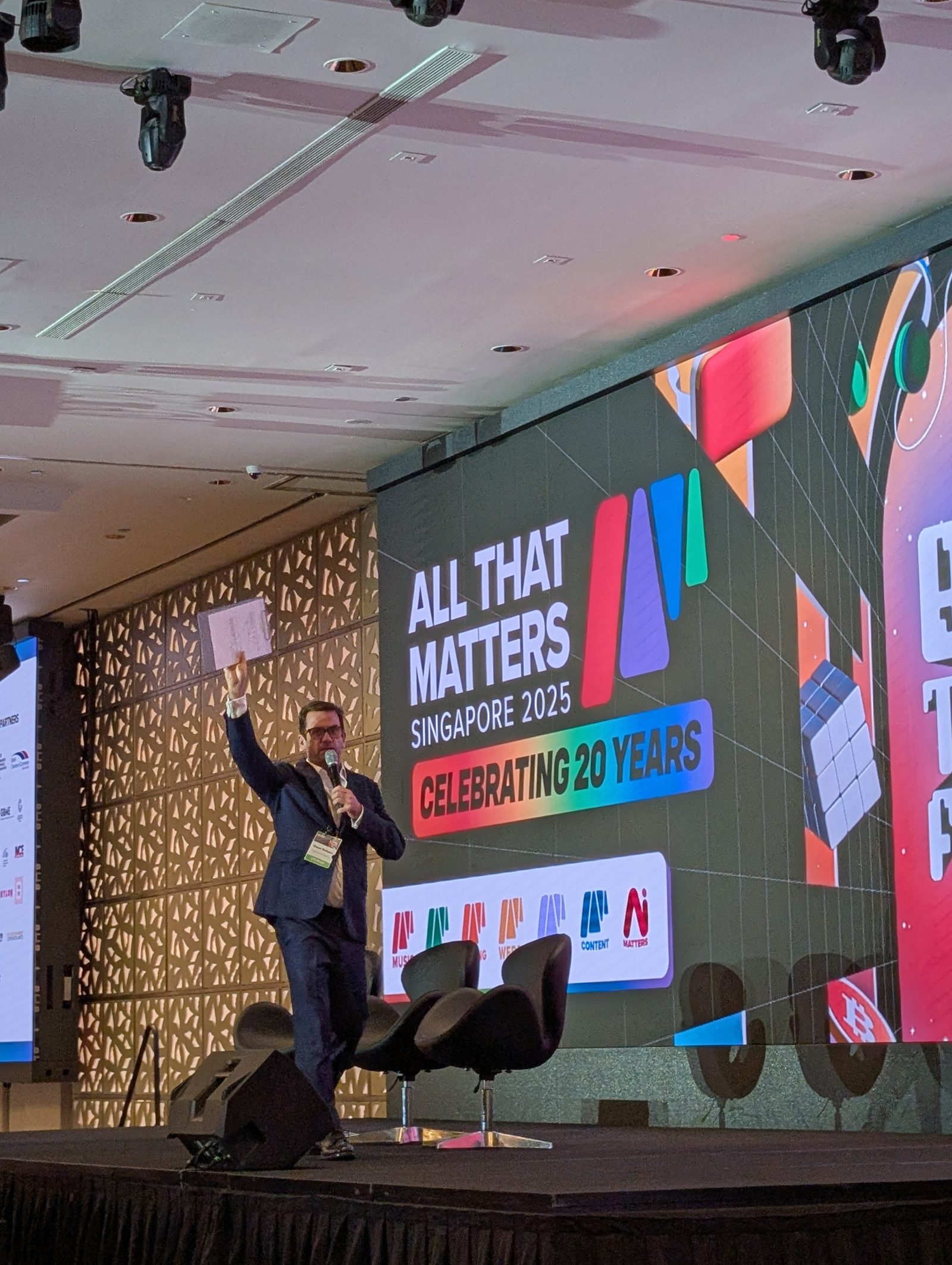 Shaun McEwan introduced as Asia’s Leading MC at the HR Summit & Expo